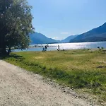 Casa Lilla Lägenhet Gravedona